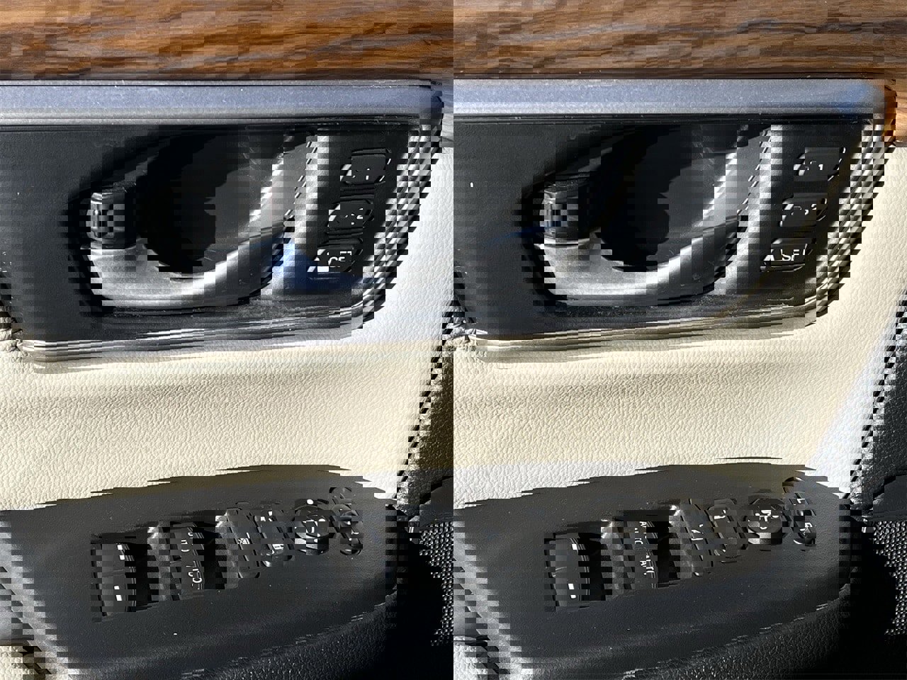 Used 2020 Honda CR-V EX-L image 21