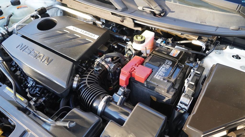 Used 2023 Nissan Rogue S image 40