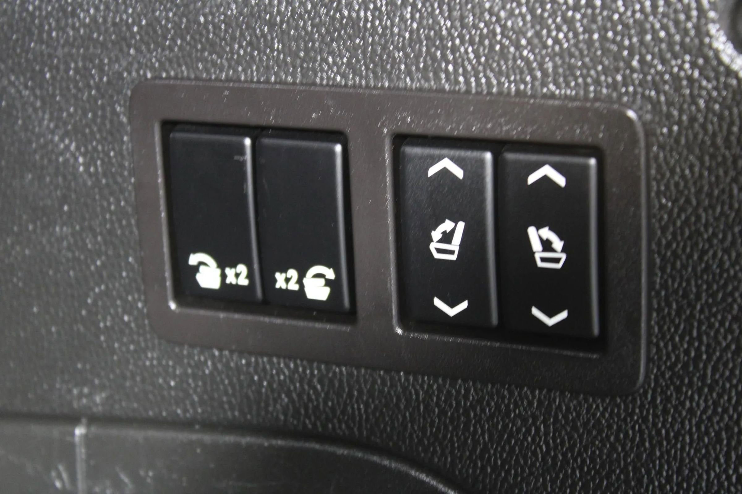 Used 2020 Cadillac Escalade ESV Luxury image 33