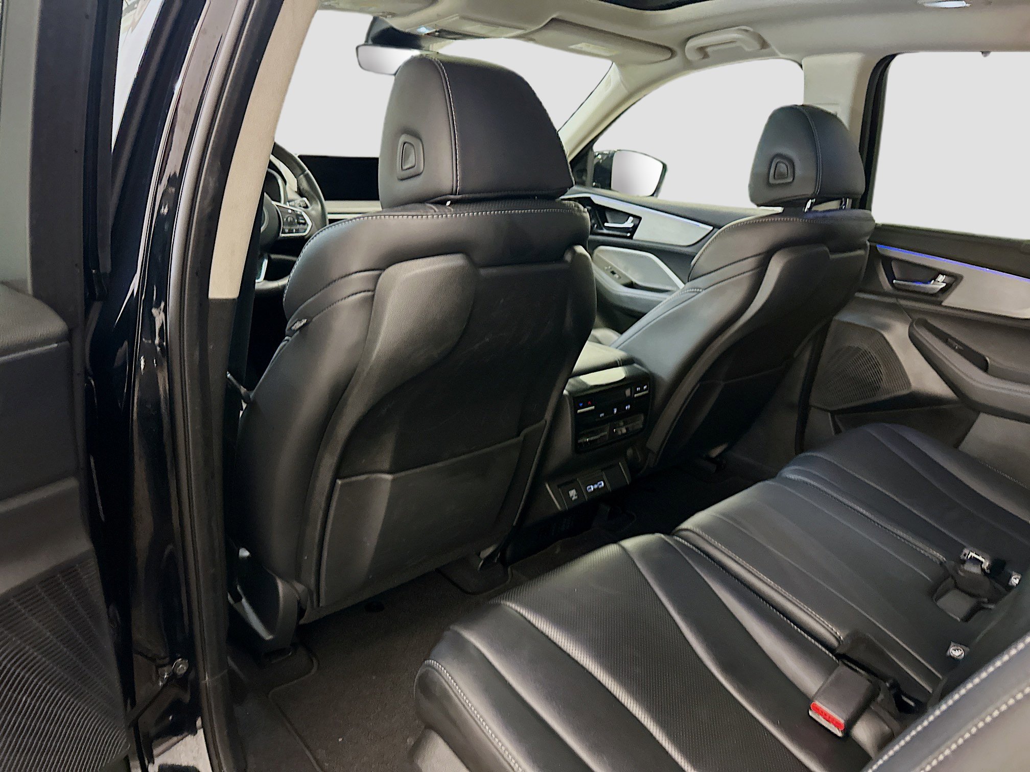 Used 2023 Acura MDX SH-AWD w/ Technology Package image 29