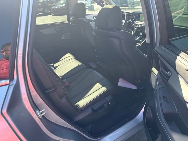 Used 2025 Acura MDX w/ Technology Package image 19