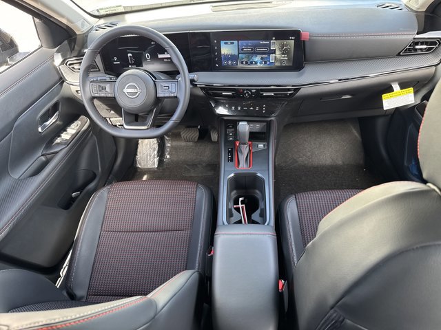 New 2025 Nissan Kicks SR image 30