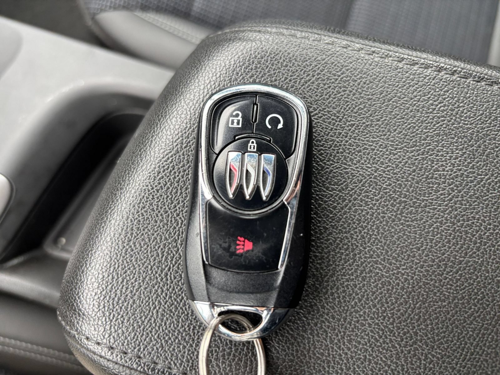 Used 2025 Buick Envista Preferred FWD image 20