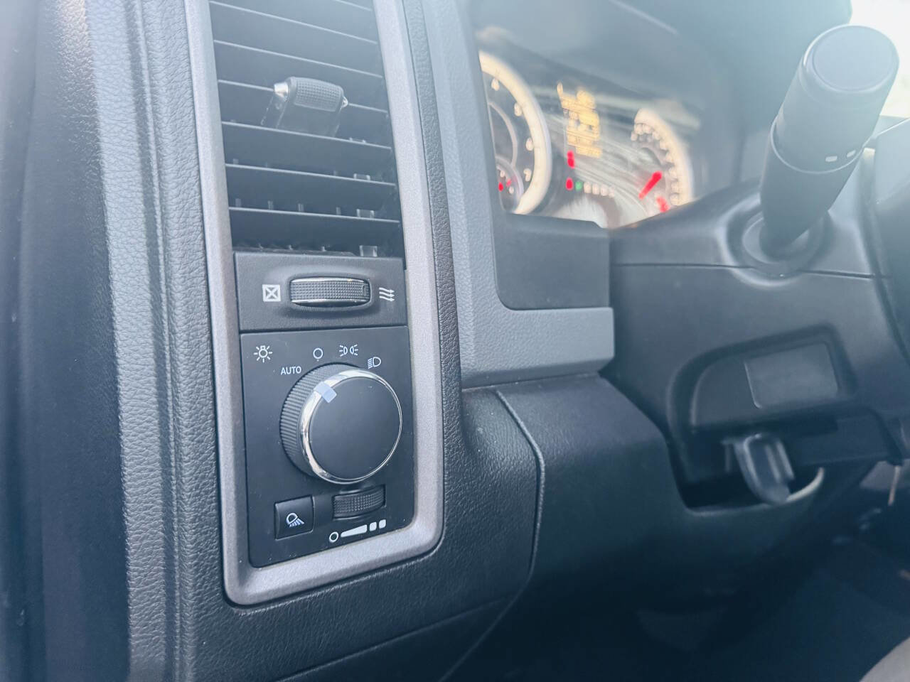 Used 2014 RAM 1500 Tradesman w/ Popular Equipment Group image 10