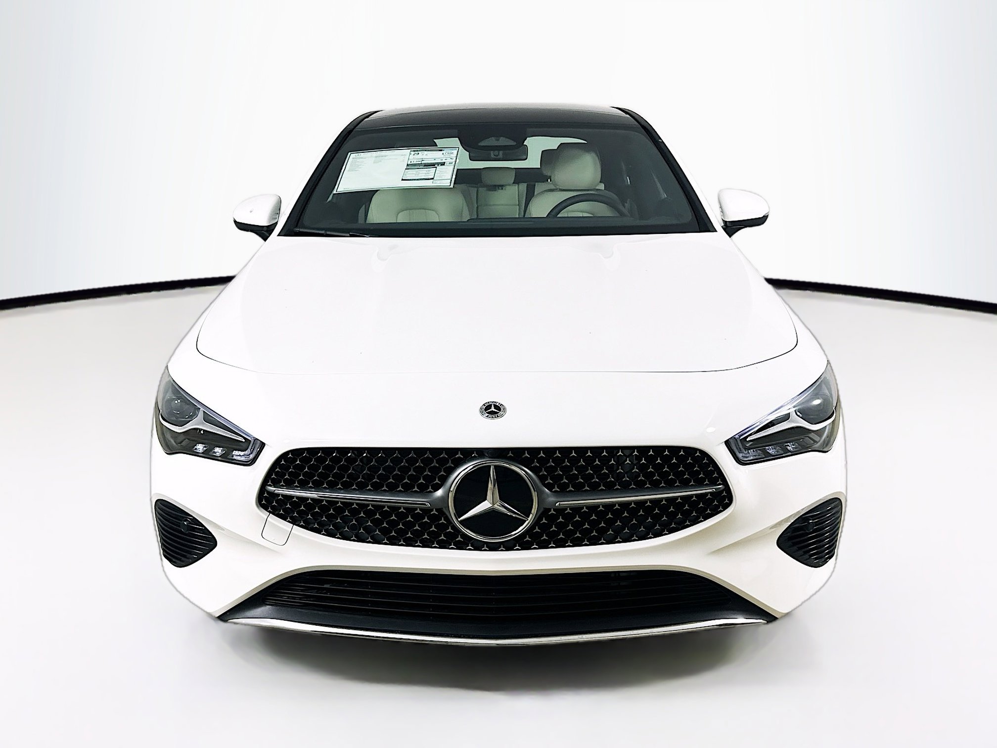 Used 2025 Mercedes-Benz CLA 250 4MATIC image 2