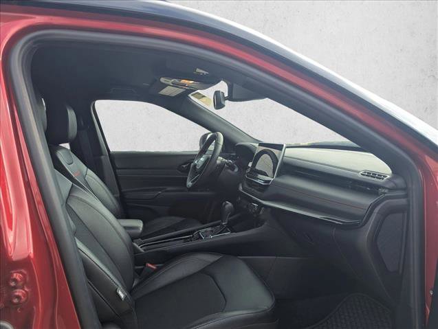 Used 2025 Jeep Compass Trailhawk image 16