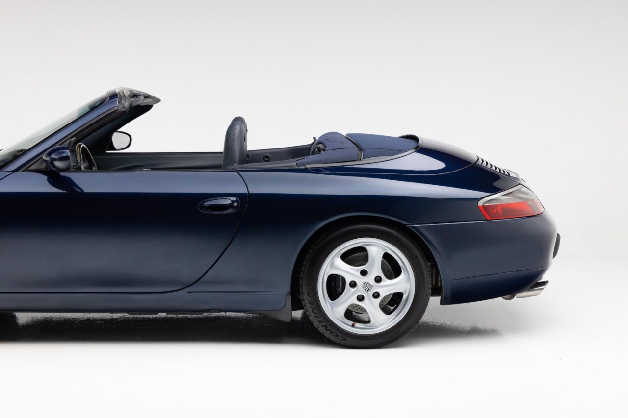 Used 2000 Porsche 911 Cabriolet image 35