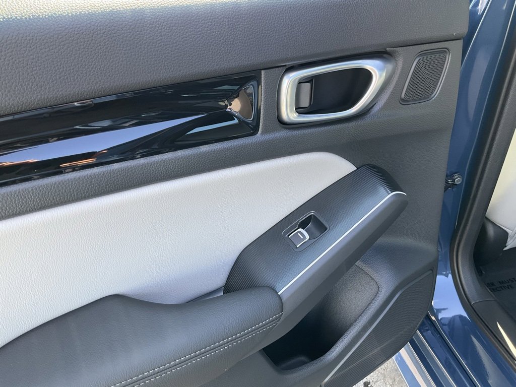 Used 2026 Honda Civic Sport Touring image 32