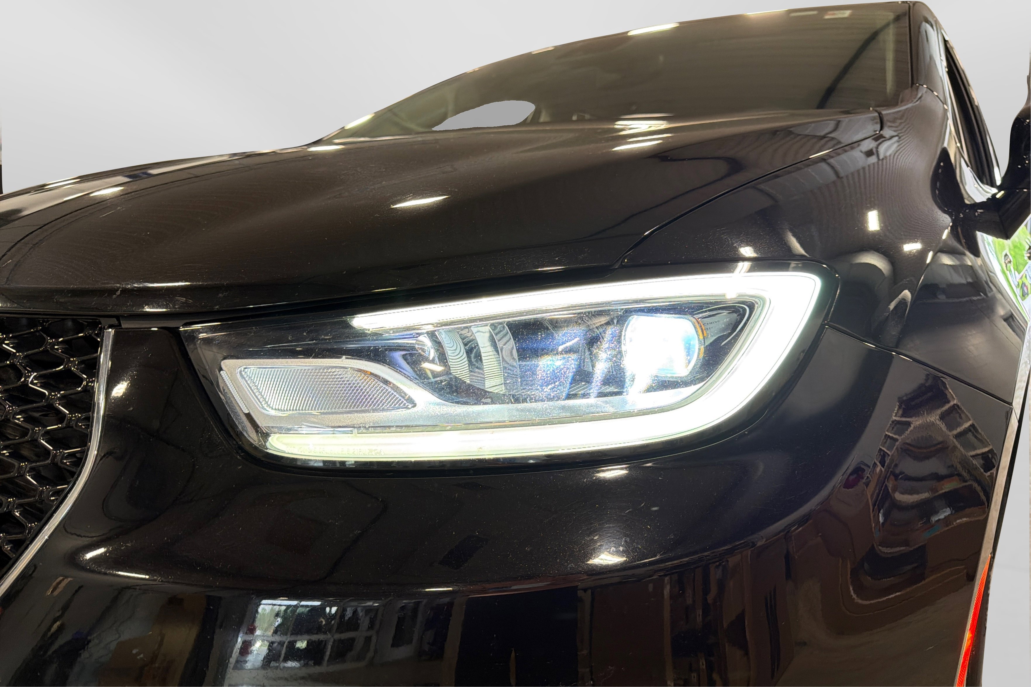Used 2024 Chrysler Pacifica Touring-L FWD image 13