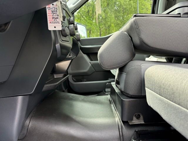 Used 2025 Ford F150 XL w/ Equipment Group 103A High AWD/4WD image 28