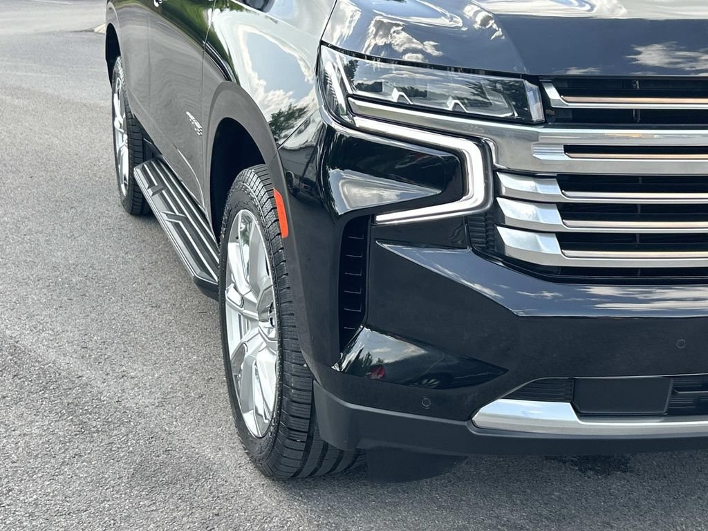 Used 2021 Chevrolet Tahoe High Country RWD image 11