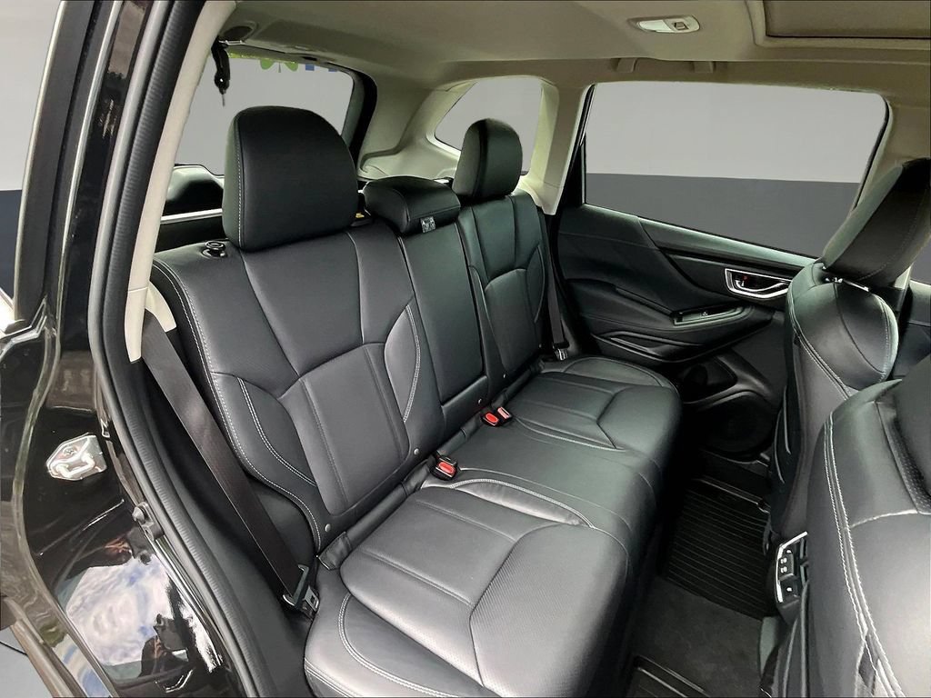 Used 2022 Subaru Forester Touring AWD/4WD image 29