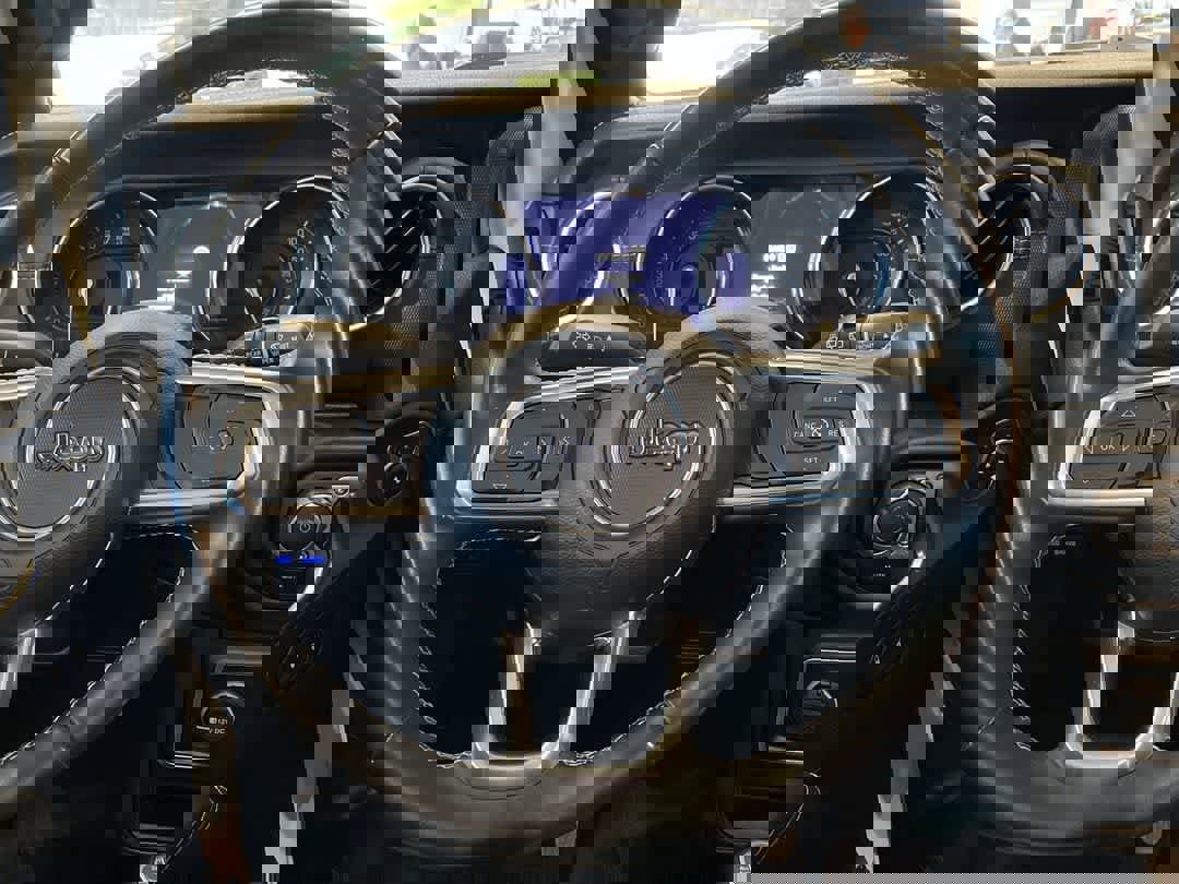 Used 2021 Jeep Wrangler Sahara w/ Safety Group image 16