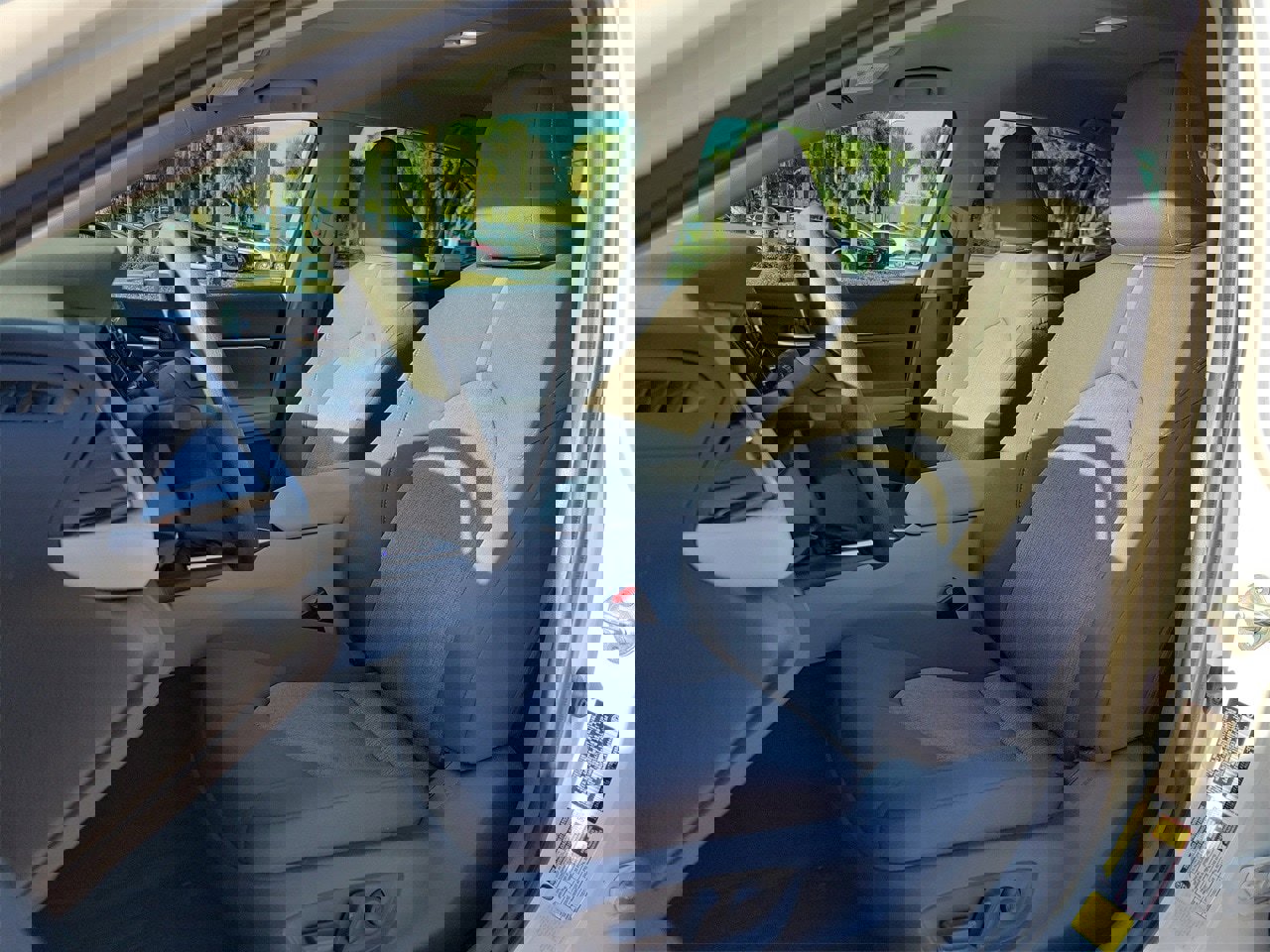 Used 2021 Toyota Camry LE image 16