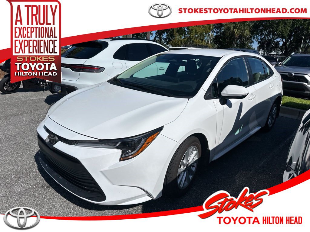 Used 2026 Toyota Corolla LE FWD image 1