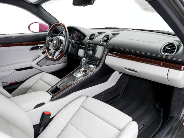 Certified 2025 Porsche 718 Cayman RWD image 22