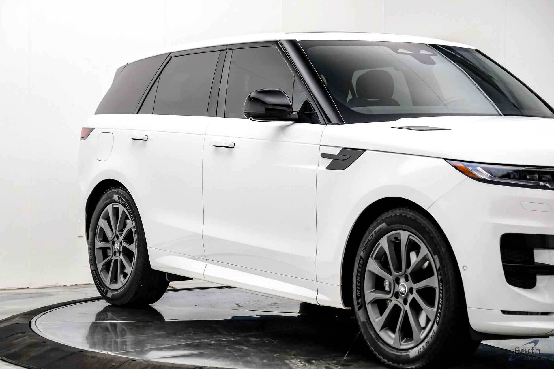 Used 2024 Land Rover Range Rover Sport Dynamic SE AWD/4WD image 25
