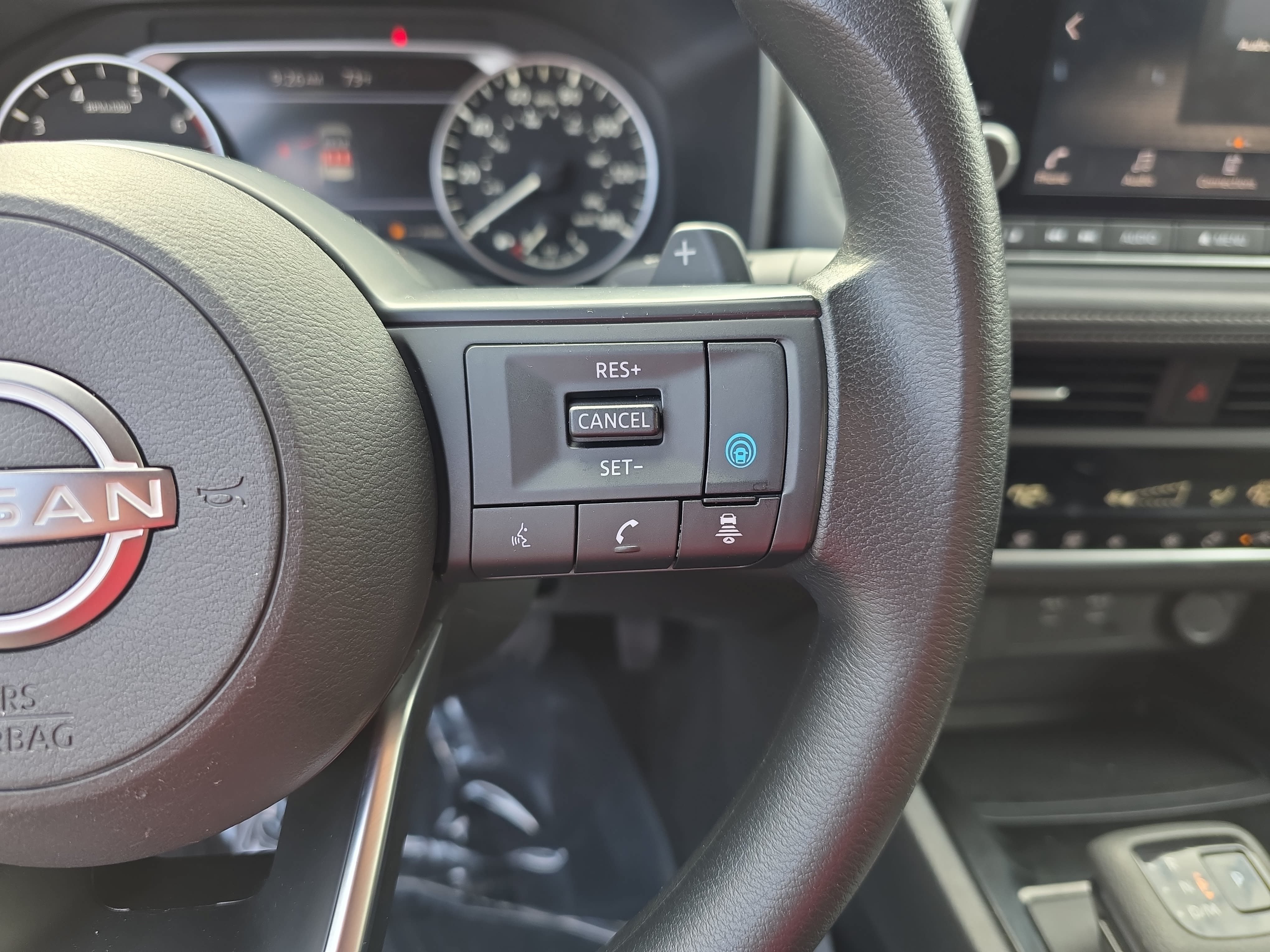 Used 2024 Nissan Rogue SV AWD/4WD image 16