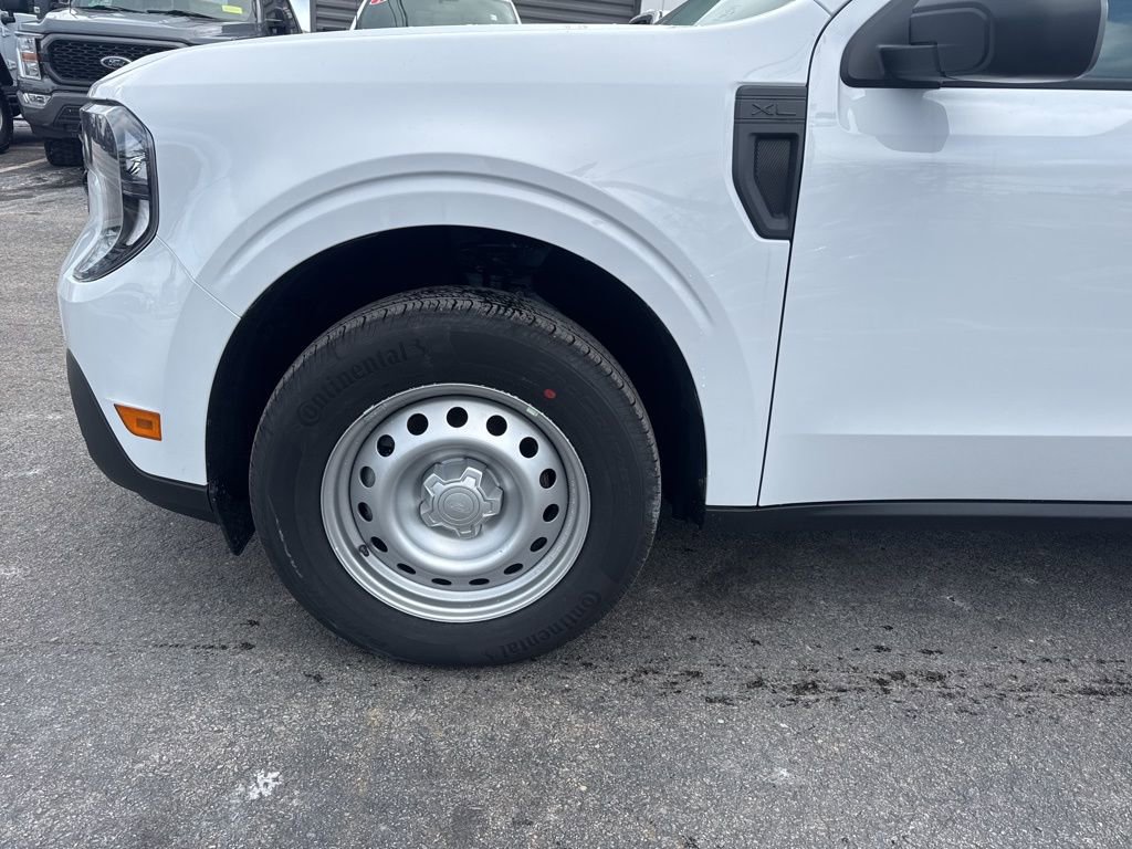 New 2026 Ford Maverick XL image 9