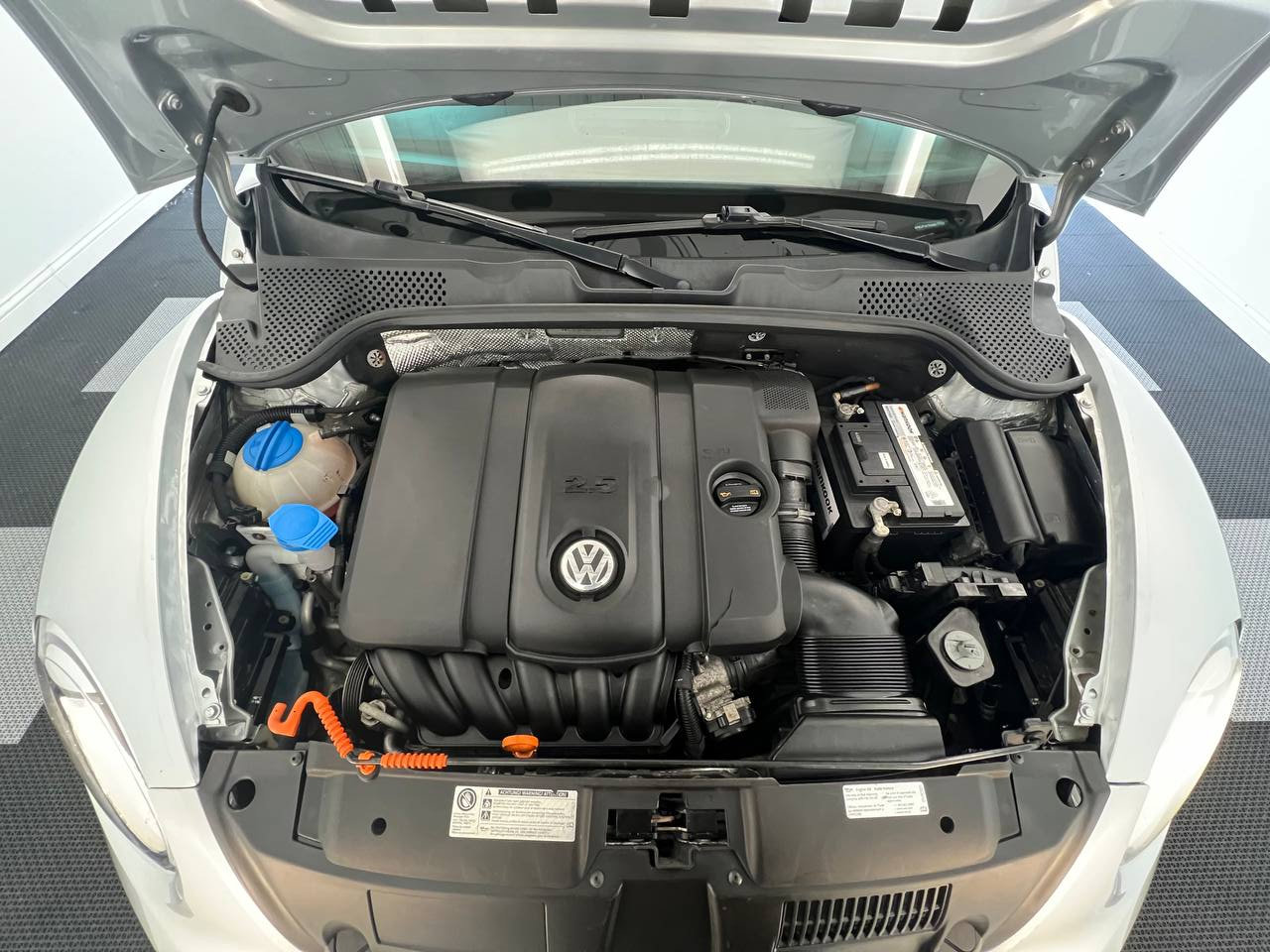 Used 2013 Volkswagen Beetle 2.5 image 23