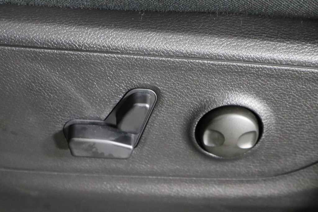 New 2027 RAM 1500 4x4 Crew Cab image 23