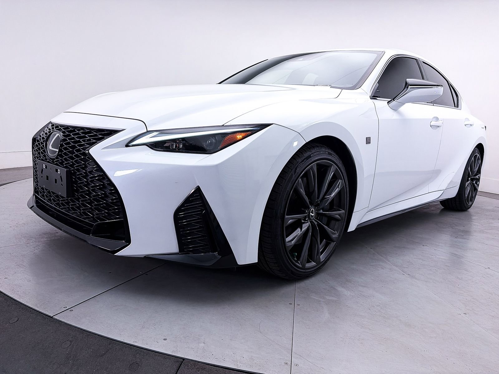 Used 2024 Lexus IS 350 F Sport RWD image 11