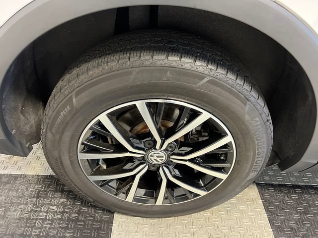 Certified 2021 Volkswagen Tiguan SE FWD image 14