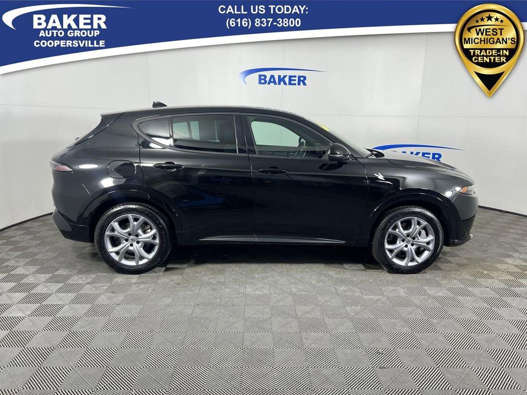 Used 2025 Dodge Hornet R/T image 10