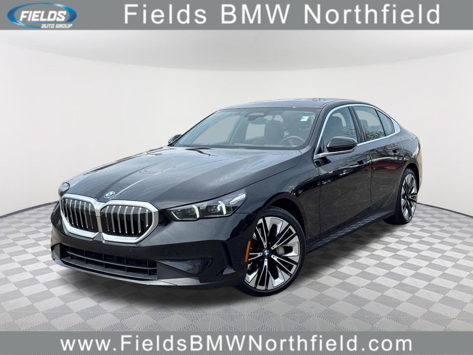 Used 2026 BMW 540i xDrive image 1