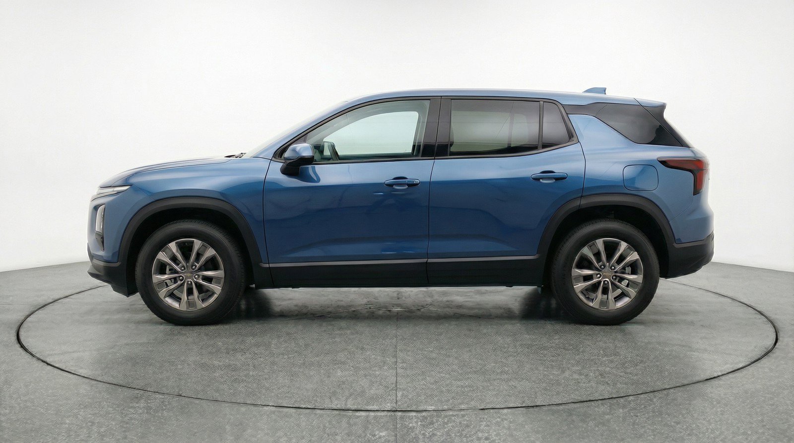Used 2025 Chevrolet Equinox LT FWD image 5