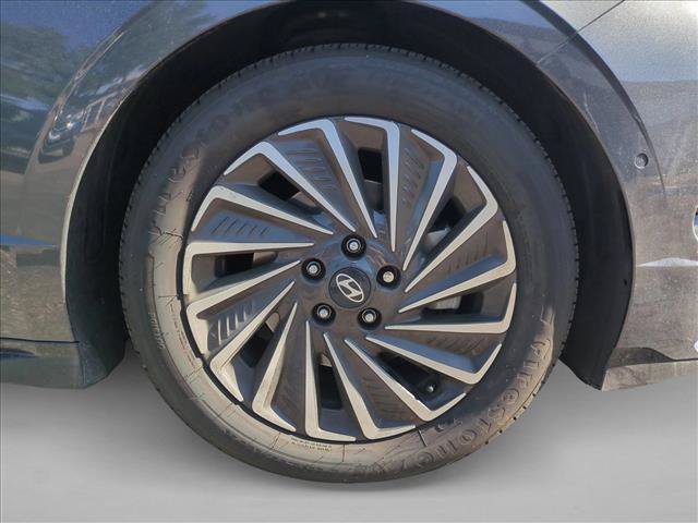 Used 2024 Hyundai Sonata Limited FWD image 22