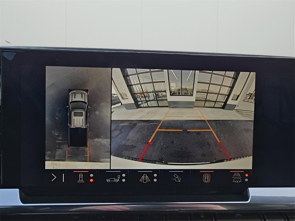 Used 2024 Chevrolet Silverado 1500 LTZ w/ Technology Package image 26