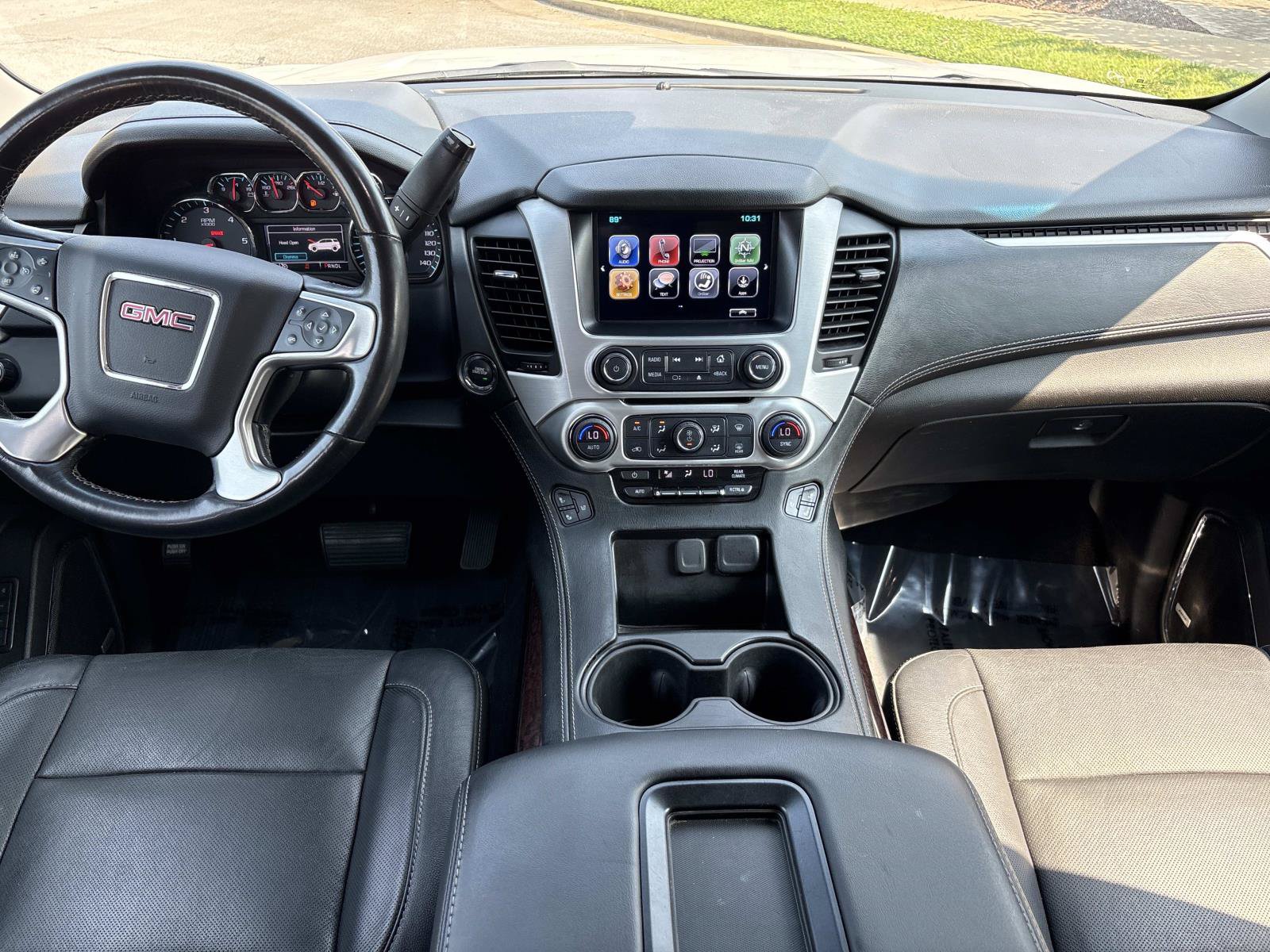 Used 2019 GMC Yukon SLT AWD/4WD image 31