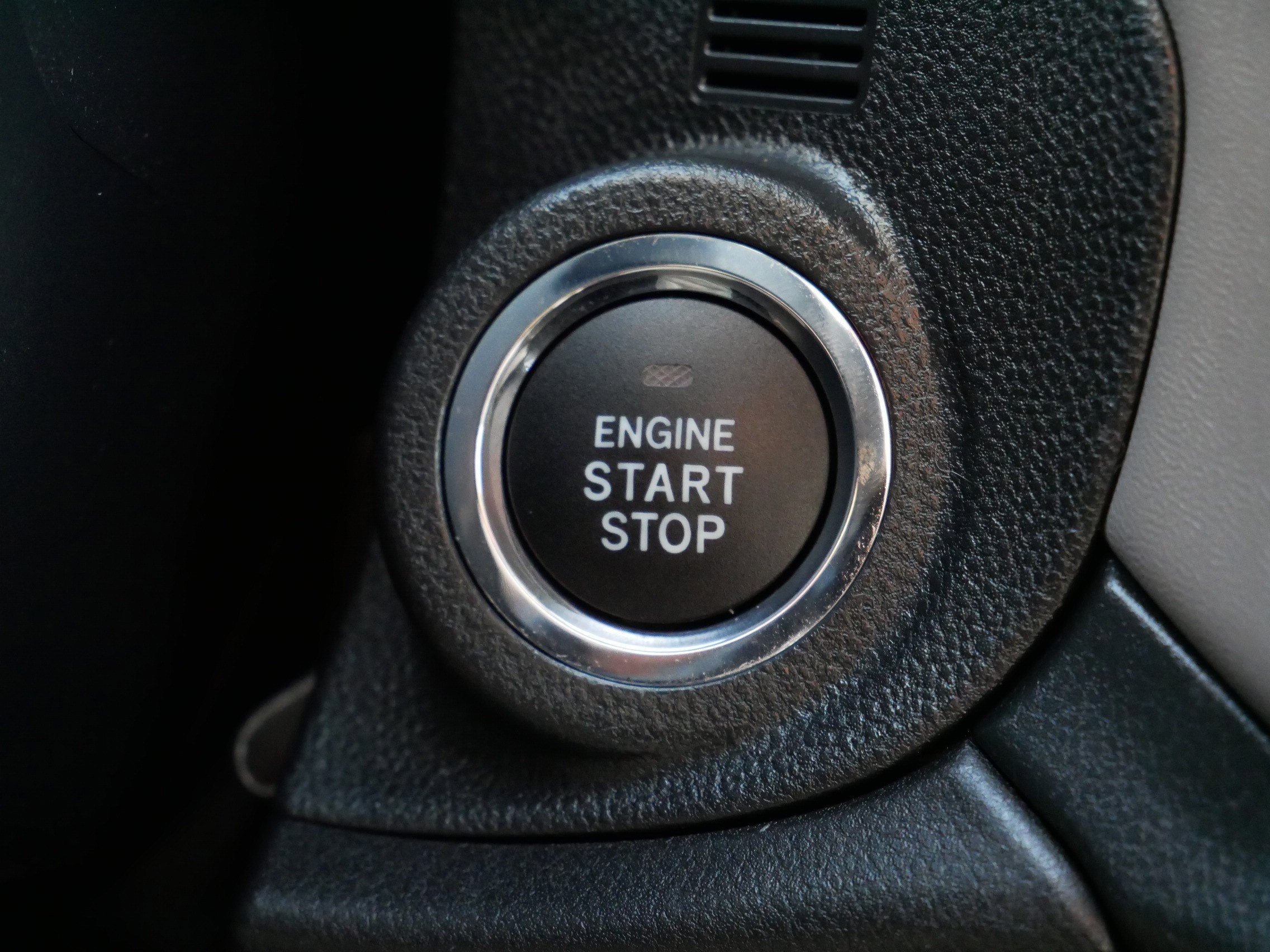 Used 2025 Subaru Outback Premium image 30