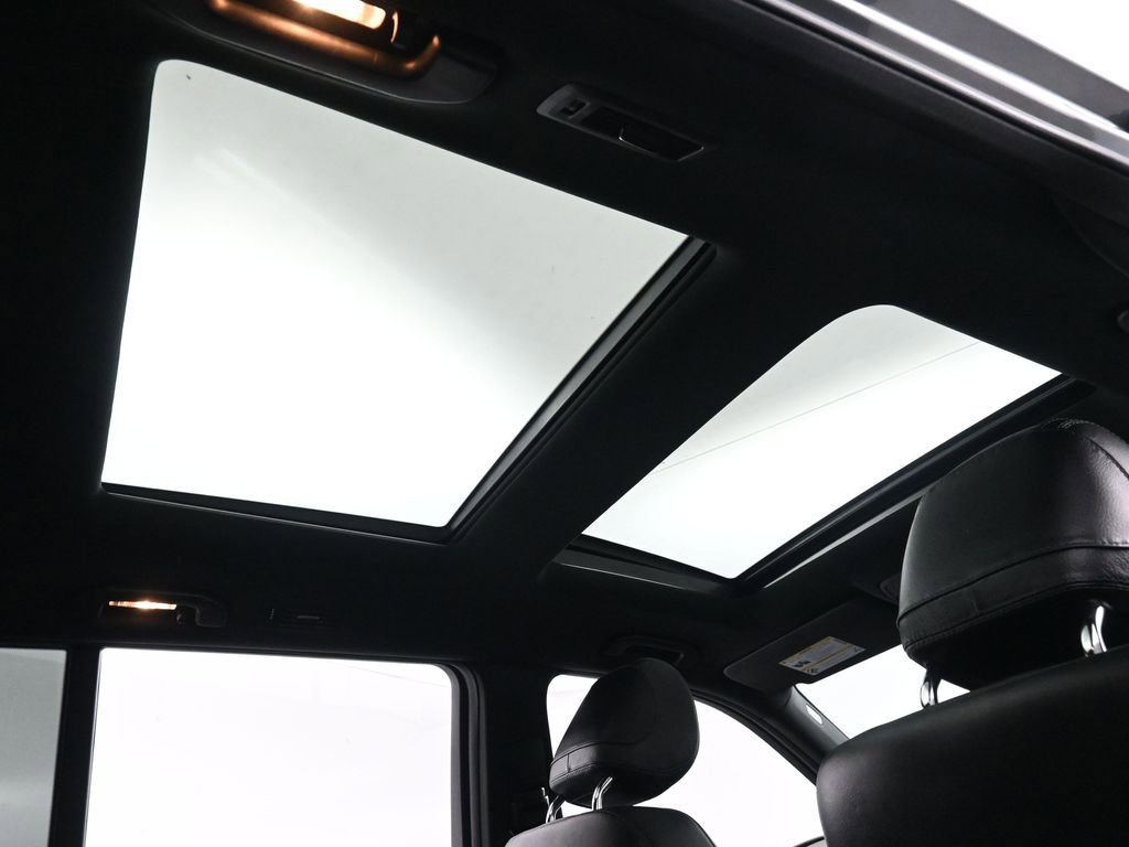 Used 2018 Mercedes-Benz GLS 450 4MATIC w/ Premium Package image 19