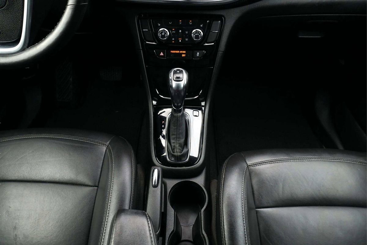 Used 2017 Buick Encore Essence image 23