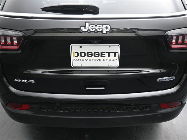 Used 2022 Jeep Compass Latitude w/ Sun and Sound Group image 10