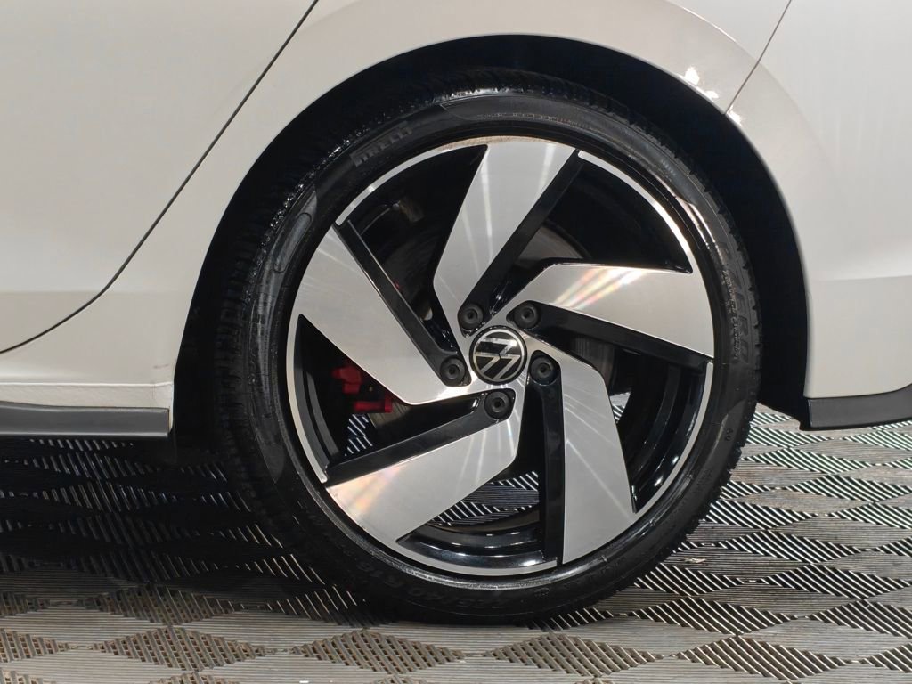 Used 2022 Volkswagen GTI SE FWD image 62