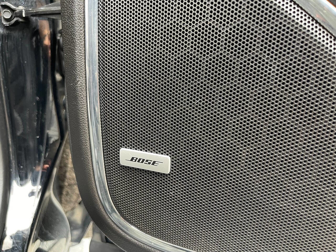 Used 2015 GMC Yukon XL Denali w/ Premium Package image 40