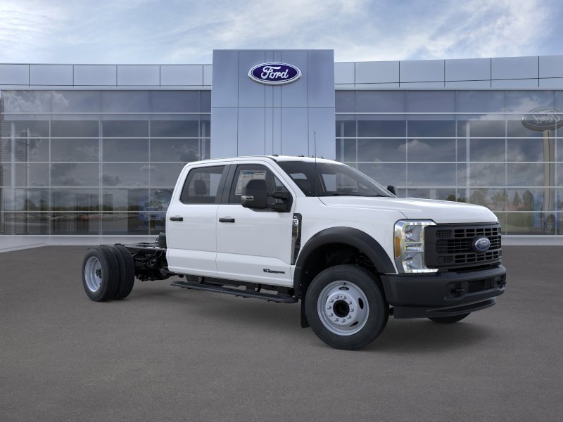 New 2026 Ford F550 2WD Crew Cab image 7