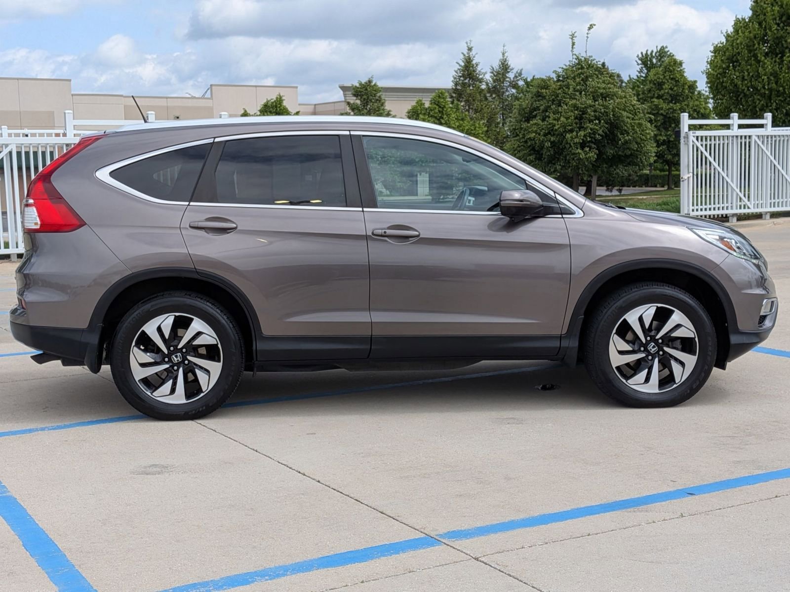 Used 2015 Honda CR-V Touring image 5