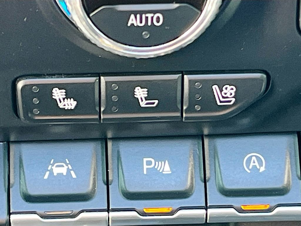 Used 2020 GMC Sierra 1500 AT4 w/ AT4 Premium Package image 21