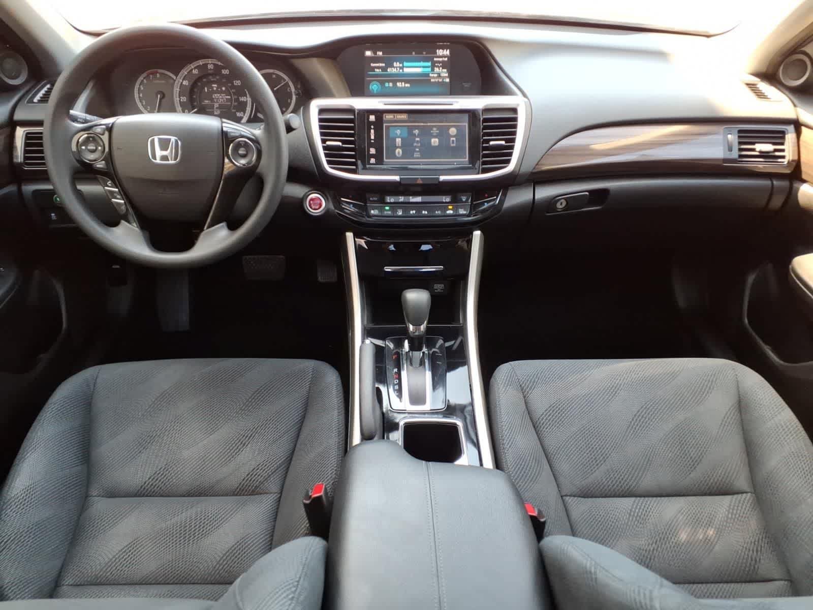 Used 2016 Honda Accord EX image 9