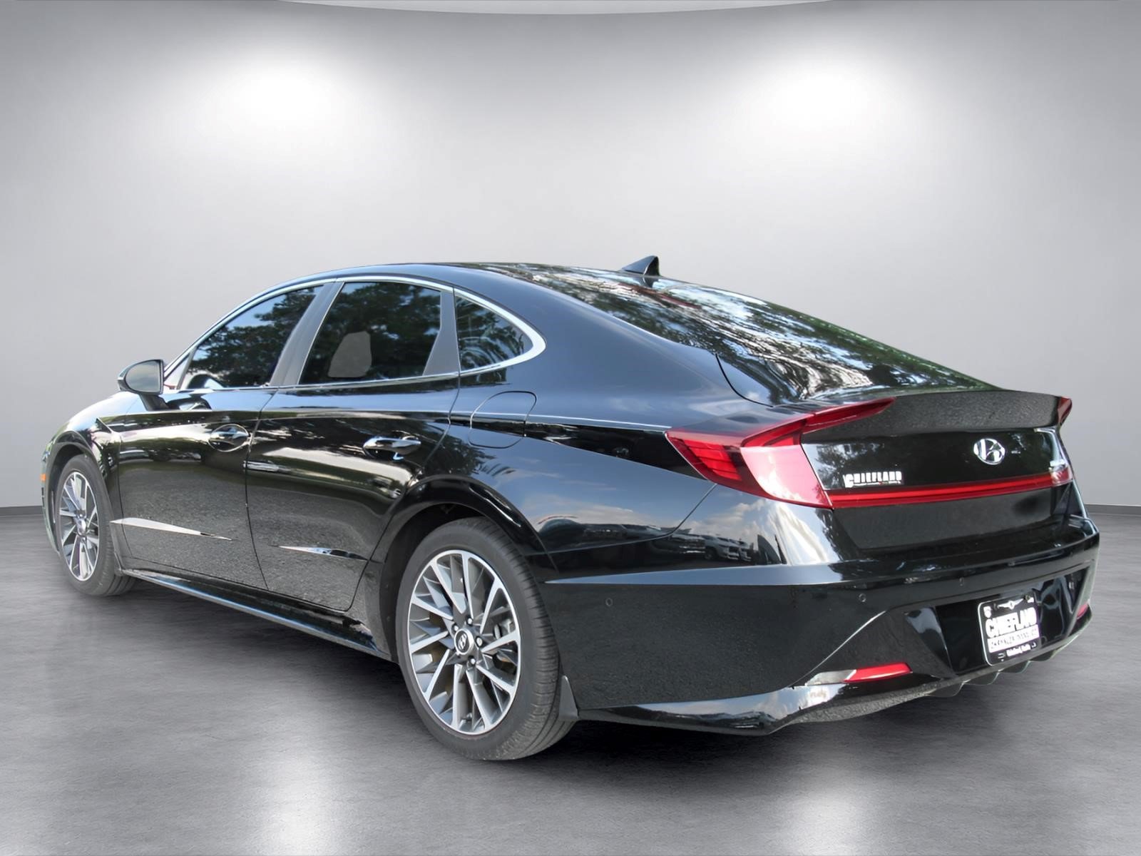 Used 2022 Hyundai Sonata Limited FWD image 5
