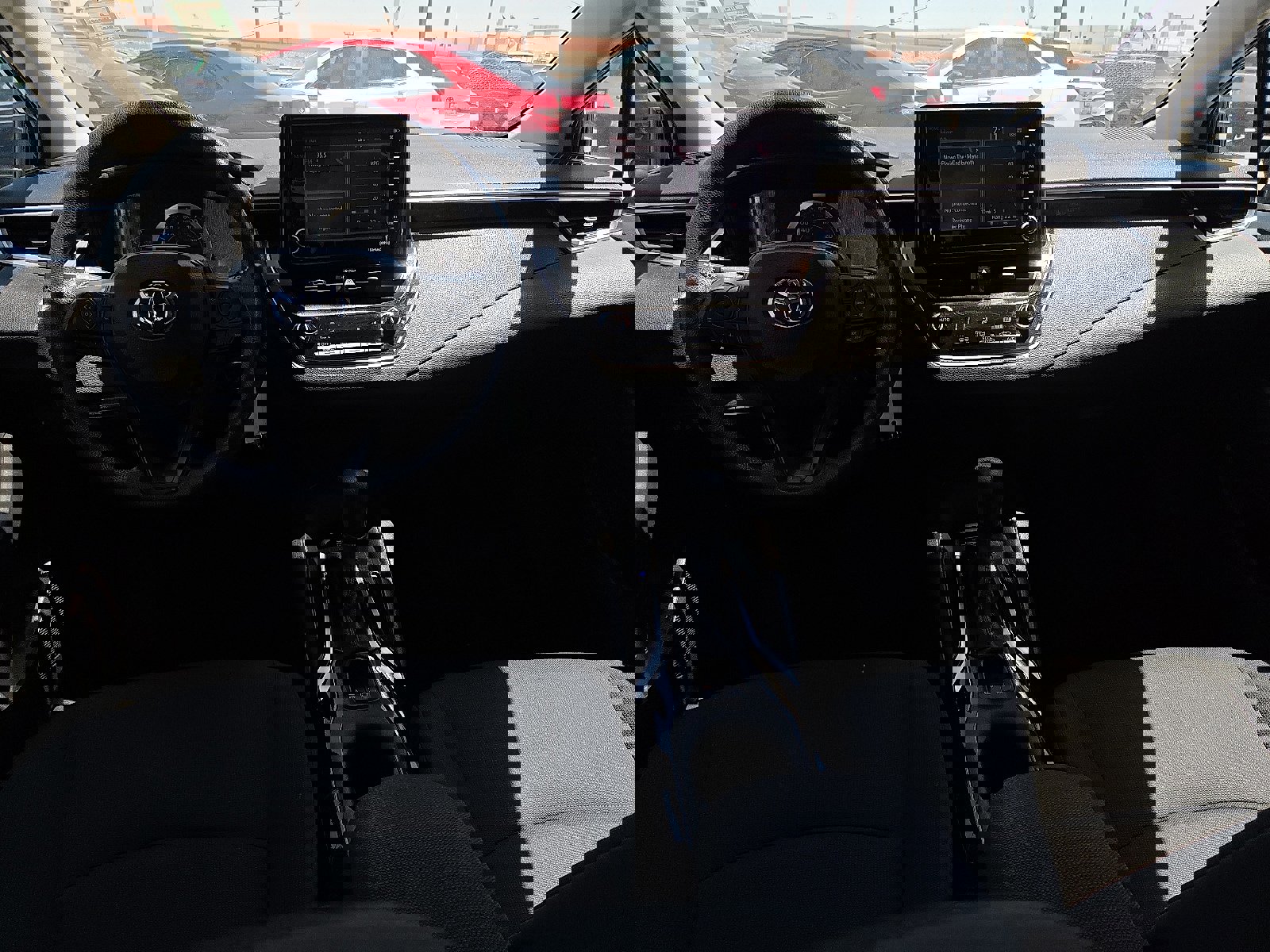 Used 2022 Toyota Corolla LE image 7