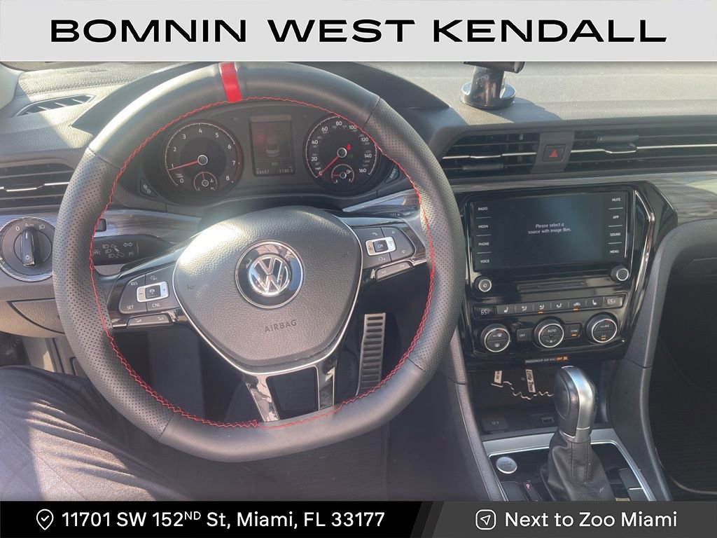 Used 2020 Volkswagen Passat 2.0T R-Line image 9