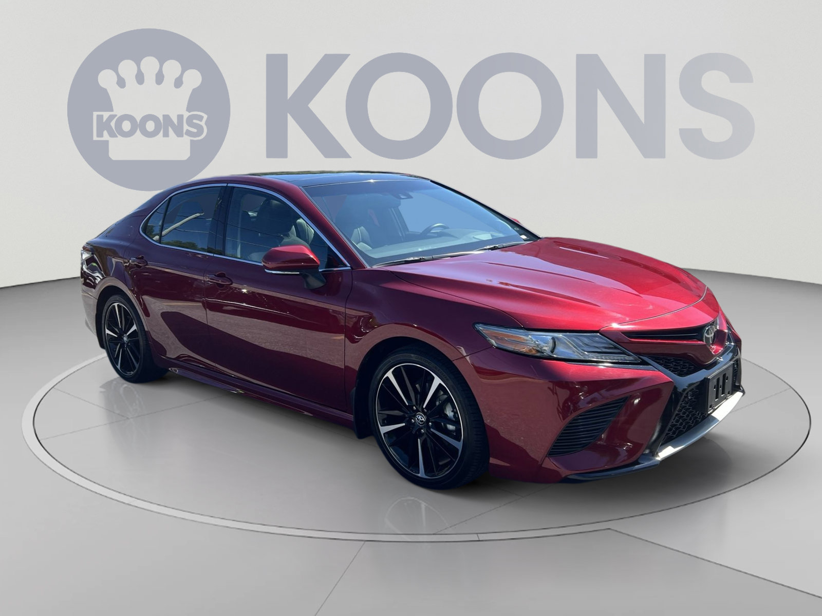 Used 2018 Toyota Camry XSE w/ Four Season Floor Mat Package FWD image 10