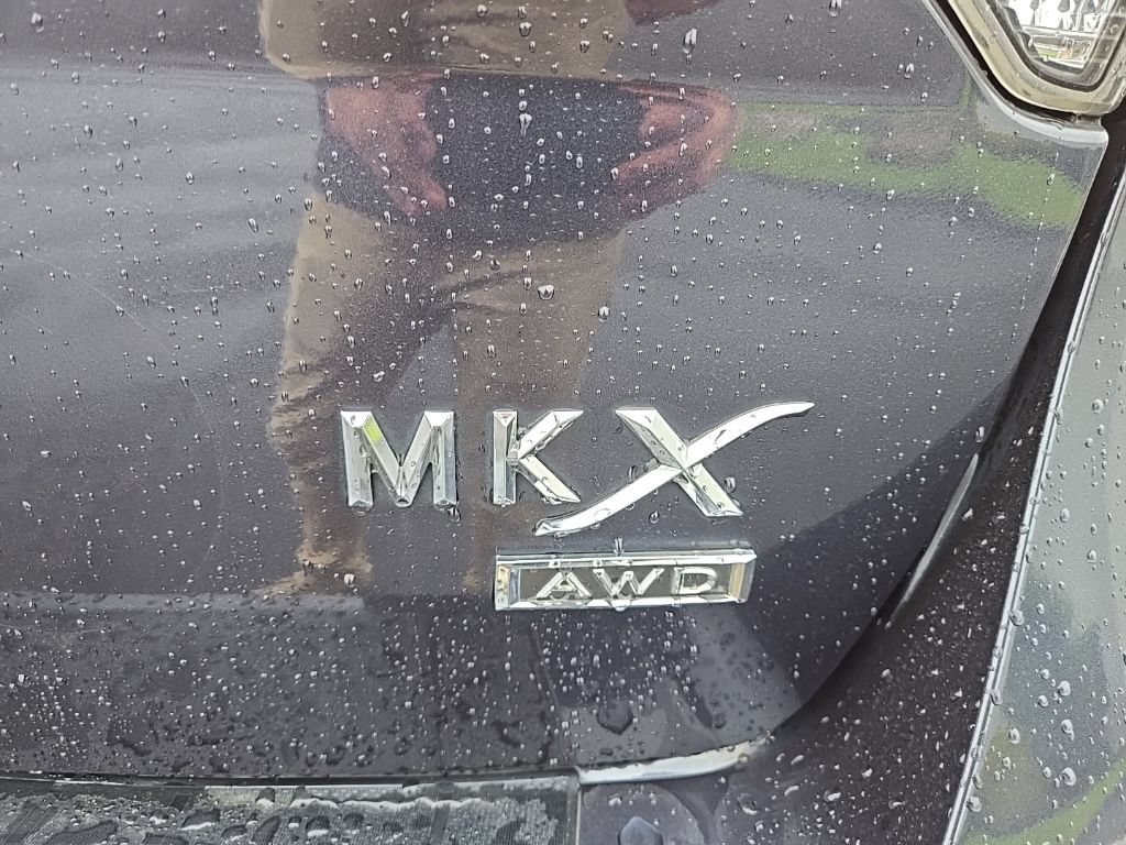 Used 2014 Lincoln MKX AWD w/ Equipment Group 102A image 6