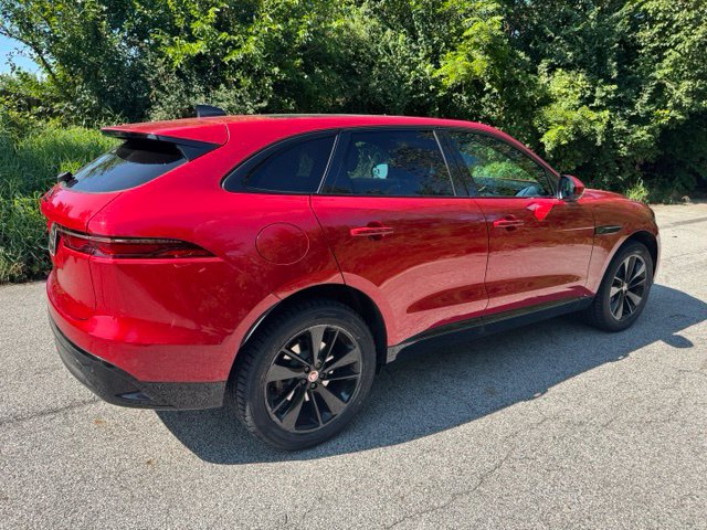 Used 2023 Jaguar F-PACE S AWD/4WD image 5