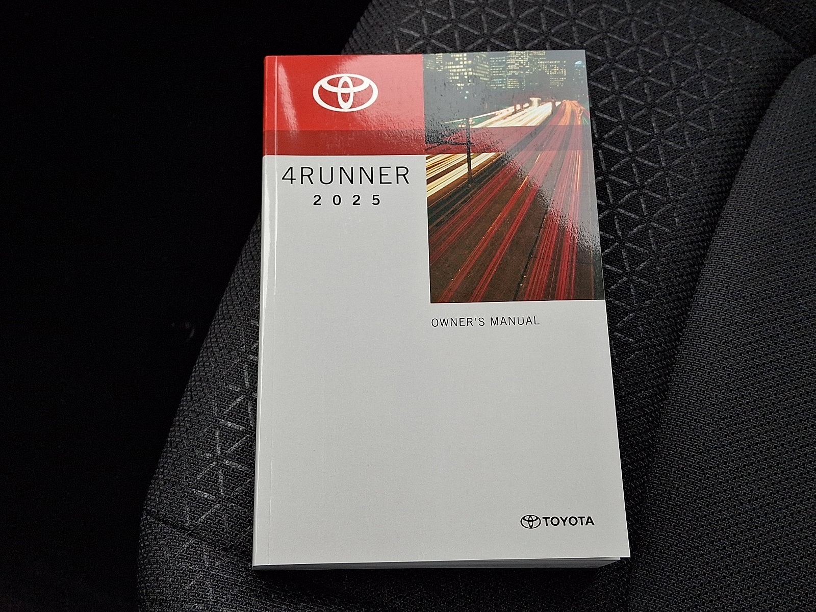 Used 2025 Toyota 4Runner SR5 image 26